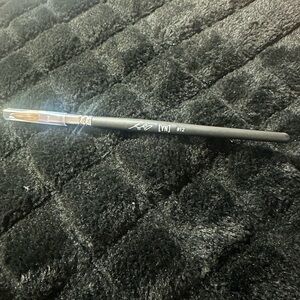 YN Nails Greg’a signature brush